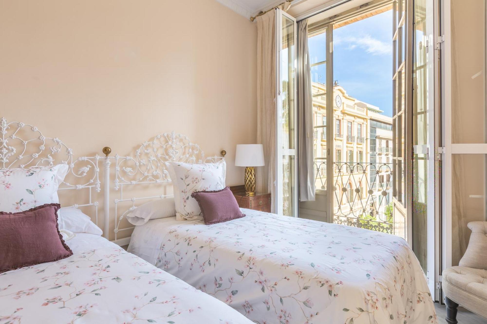 Appartement Plaza De La Constitucion à Málaga Extérieur photo
