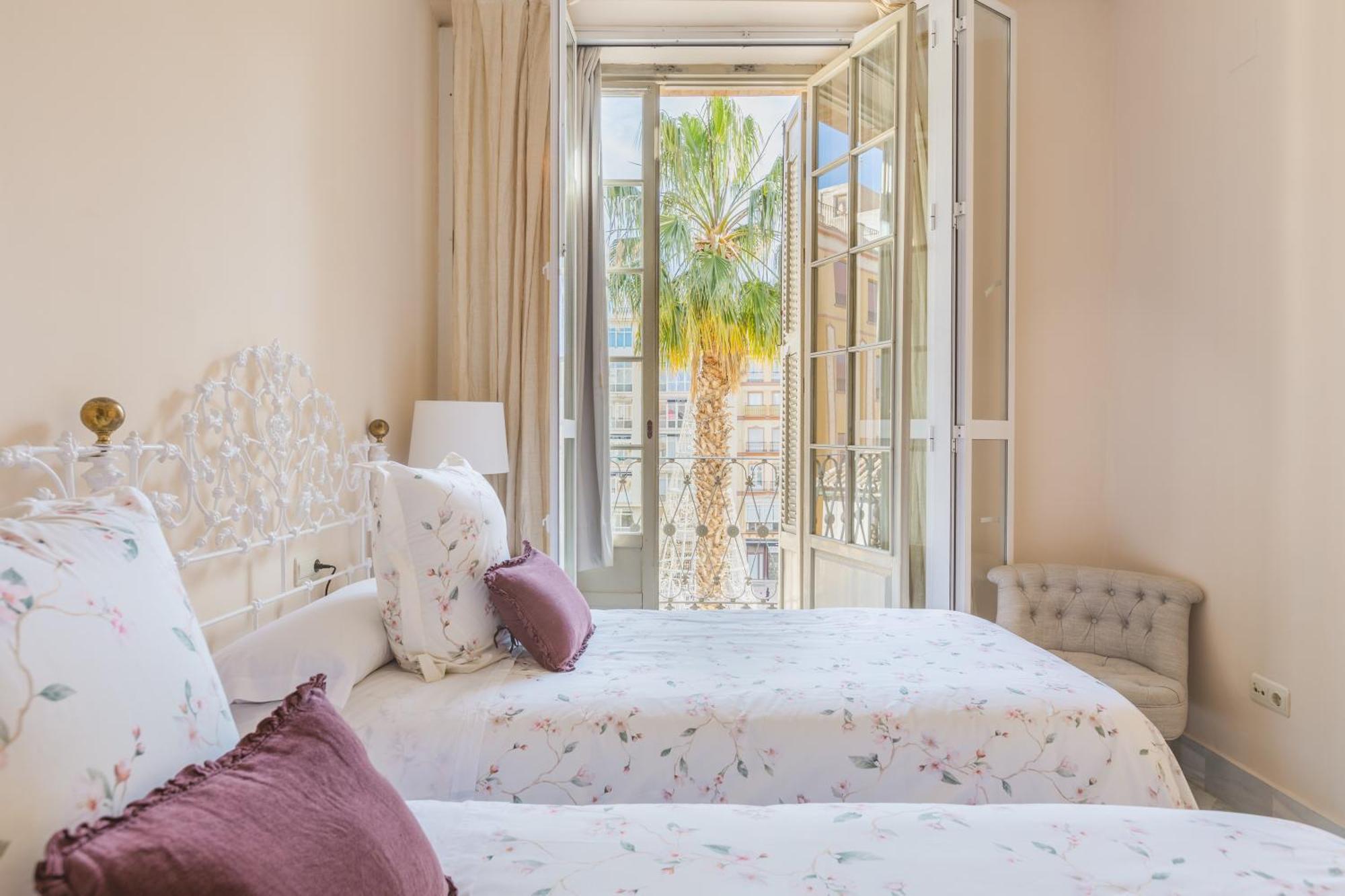 Appartement Plaza De La Constitucion à Málaga Extérieur photo
